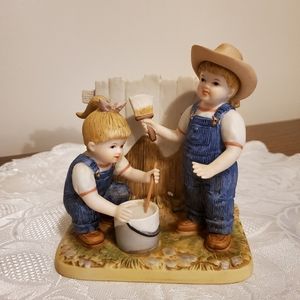 HOMCO Denim Days "WHITE WASHING THE FENCE" Figurine #15353